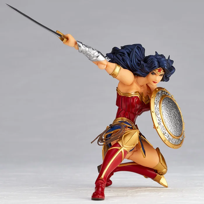 Revoltech Amazing Yamaguchi Wonder Woman - Image 9