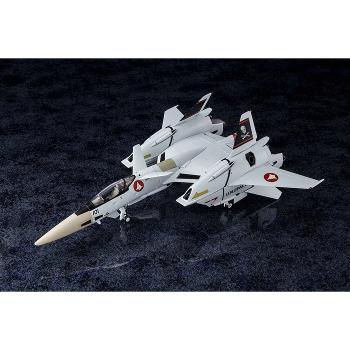 Macross 1/60 Scale Perfect Transformation VF-4A Lightning III Hikaru Ichijyo Use Aircraft